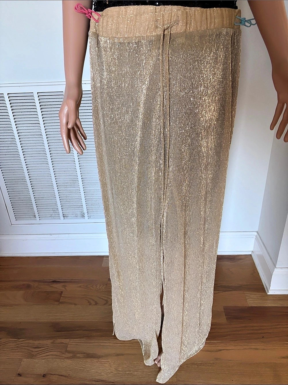 Lulus Metallic Wide Leg Pants in Gold Size Large Like New
